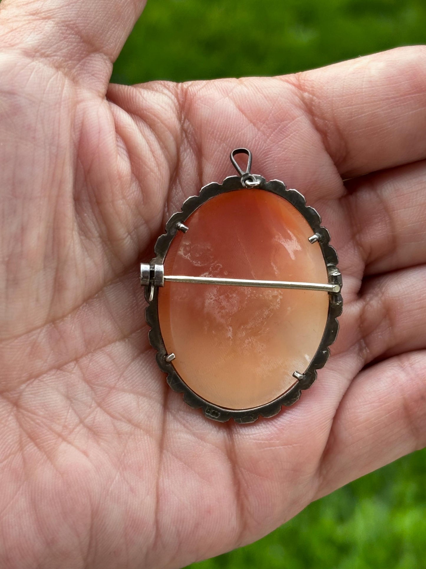 Vintage Shell Cameo Brooch Pendant - 800 Silver Scalloped Frame