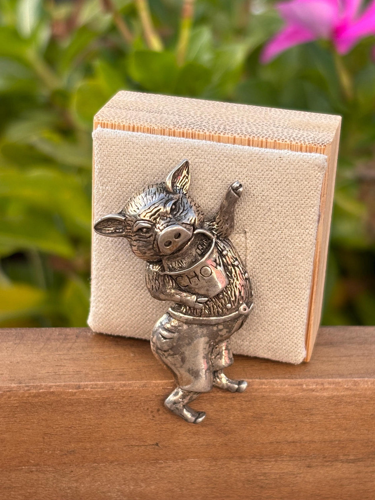 Jezlaine Dancing Pig Brooch
