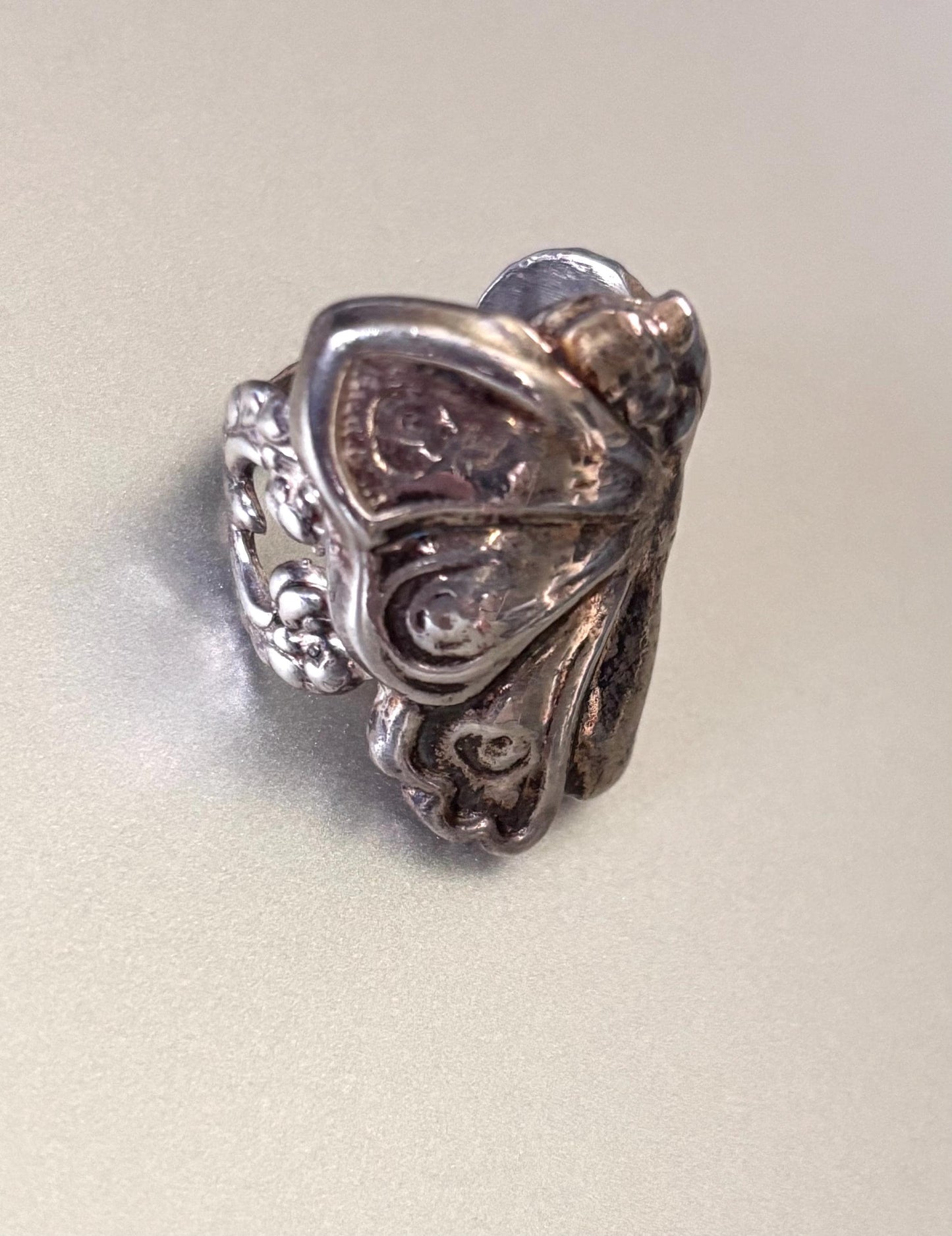 Vintage Sterling Silver Art Nouveau Face and Butterfly Ring - Size 8 1/2