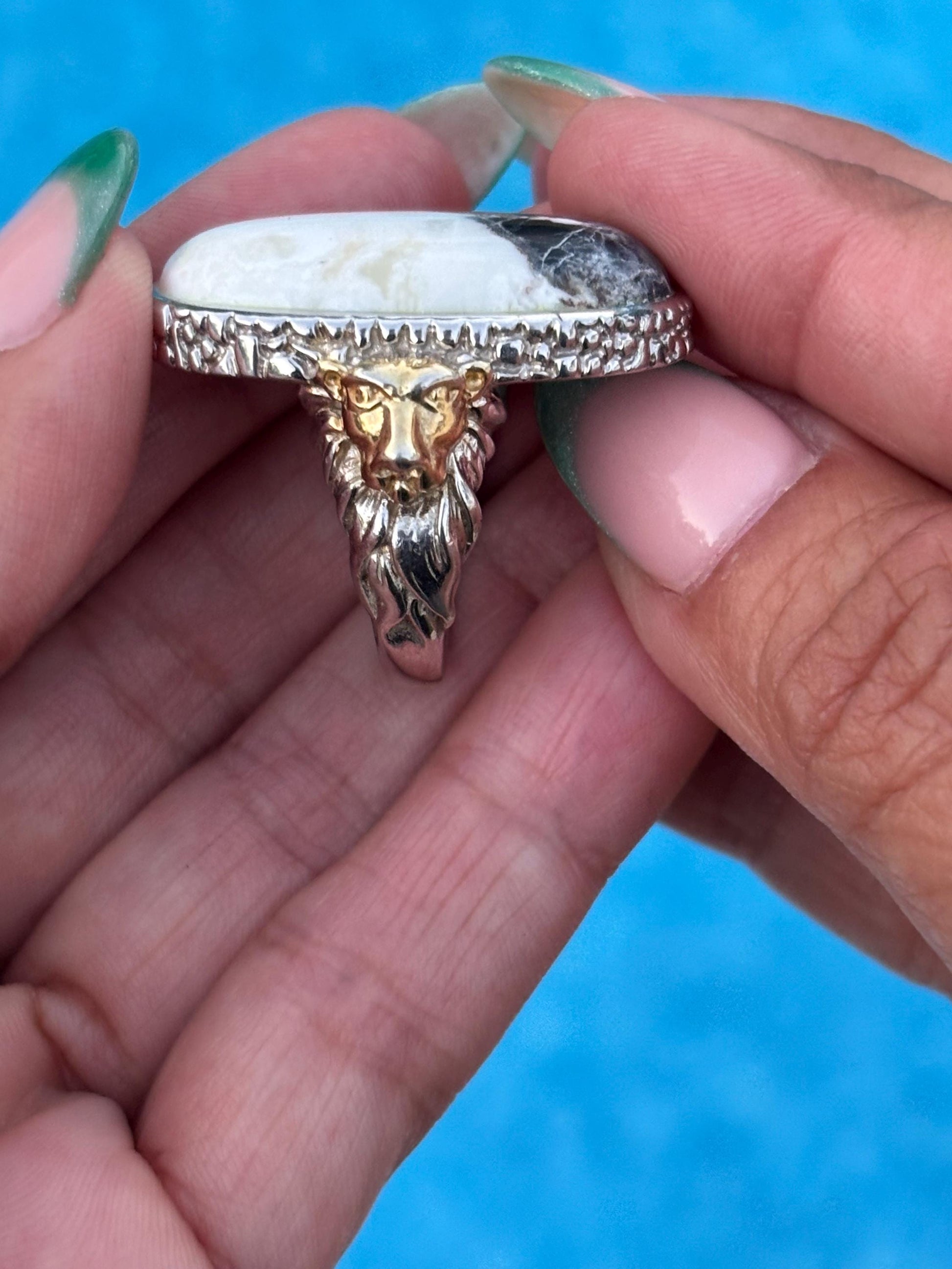Bold statement cocktail ring with lion motif | Sterling Silver 925 | Size 8