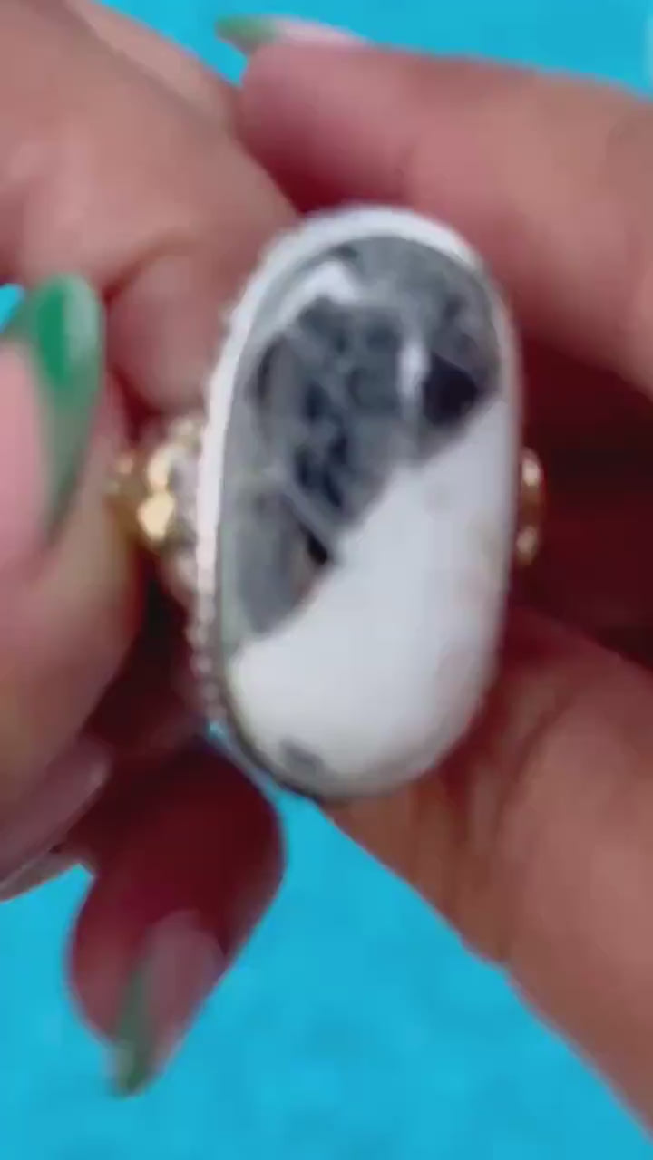 Bold statement cocktail ring with lion motif | Sterling Silver 925 | Size 8