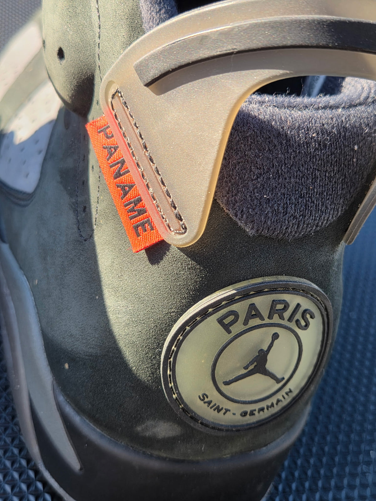 Jordan 6 Retro PSG Paris Saint-Germain. M 16