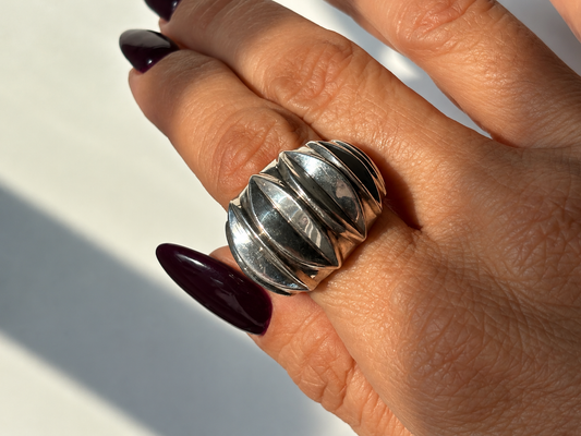 Chunky Fluted Dome Statement Ring. Size 10