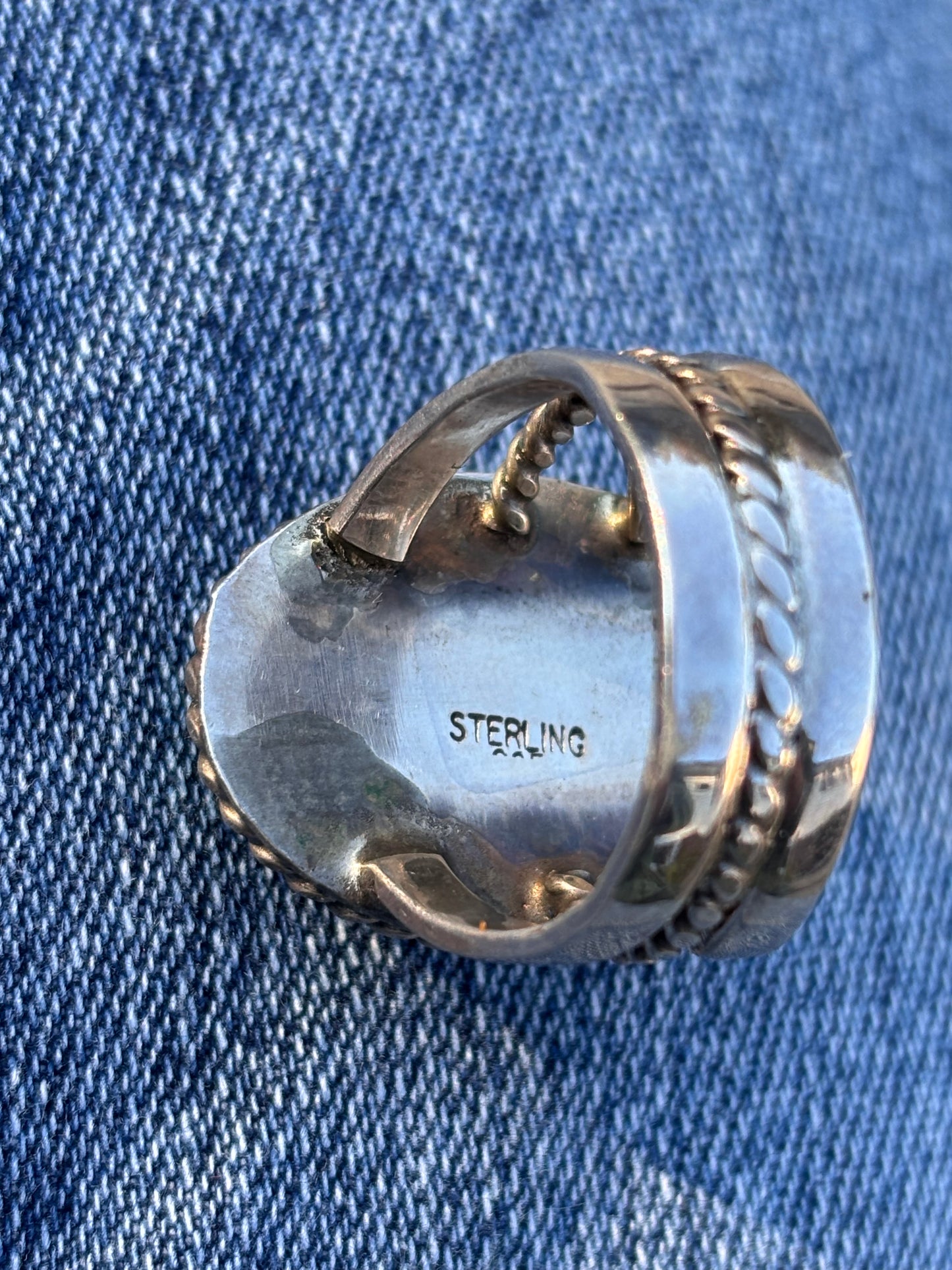 Vintage Navajo Sterling Silver Turquoise Ring. Size 10½