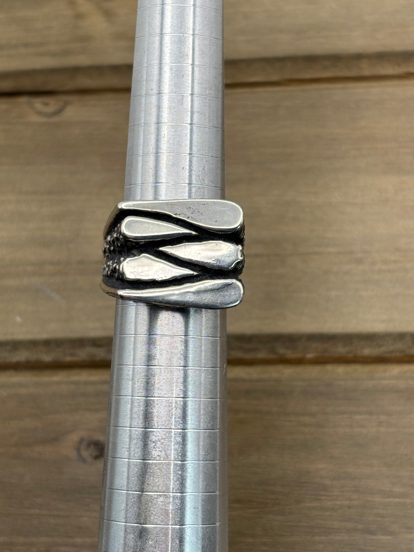 Vintage Sterling Silver Claw Ring. Size 8 3/4
