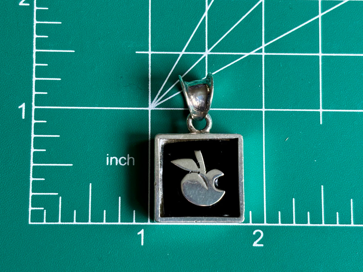 Vintage Fidencio Serrano 950 Silver Black Onyx Apple Pendant