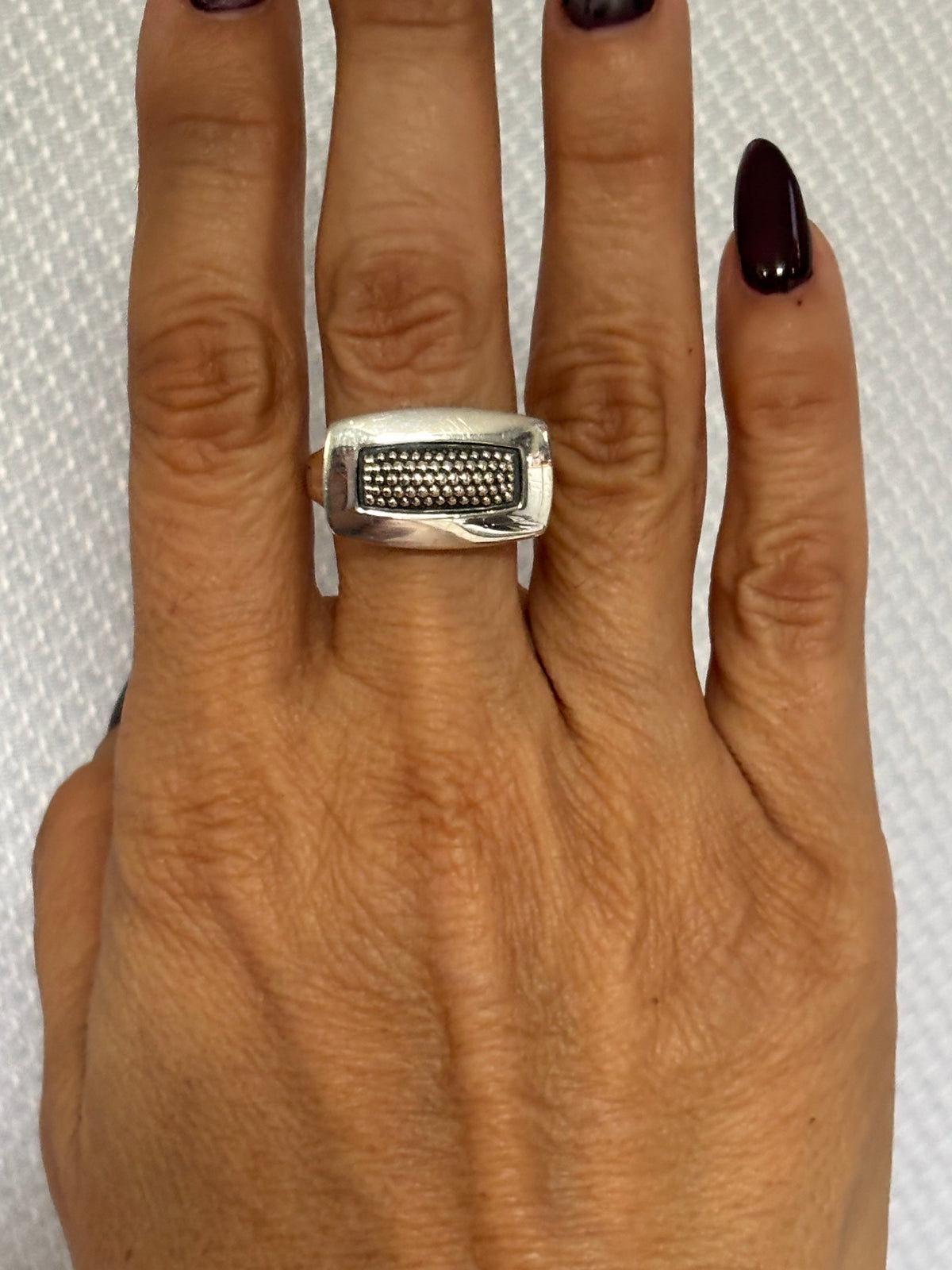 LAGOS Signature Caviar Sterling Silver Signet Ring – Size 7