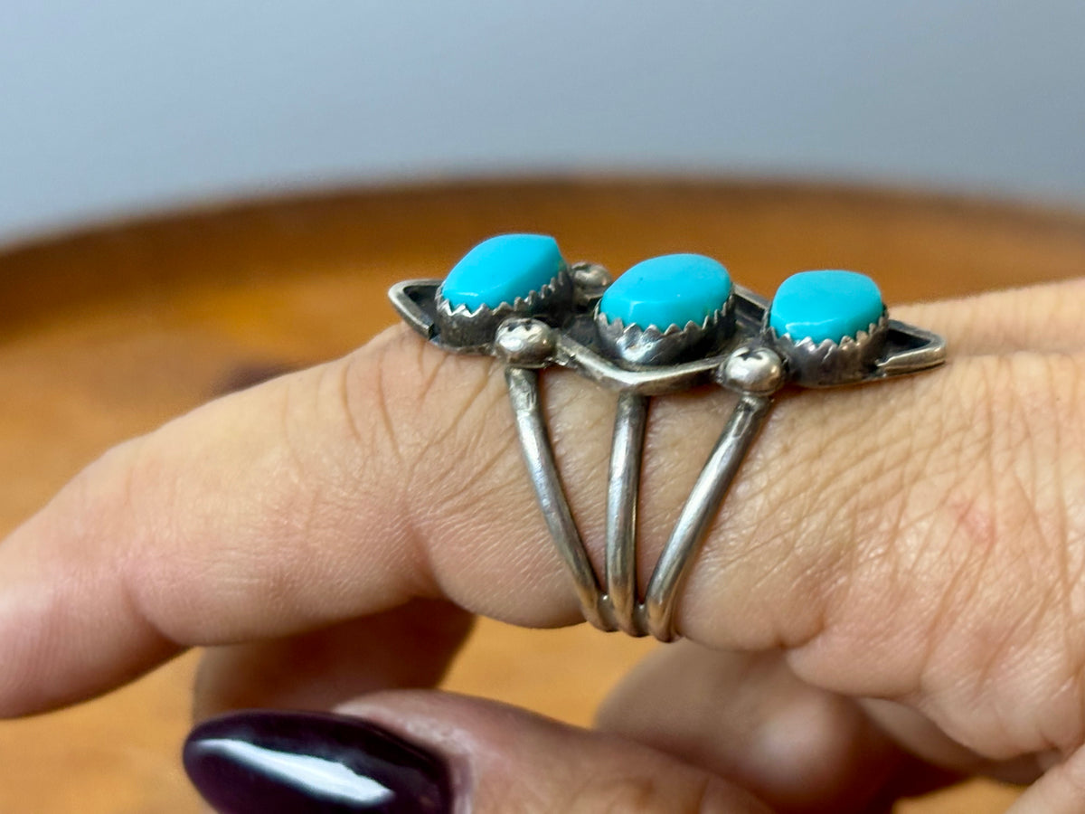 Vintage Sterling Silver Three Stone Turquoise Ring Signed MB. Size 7