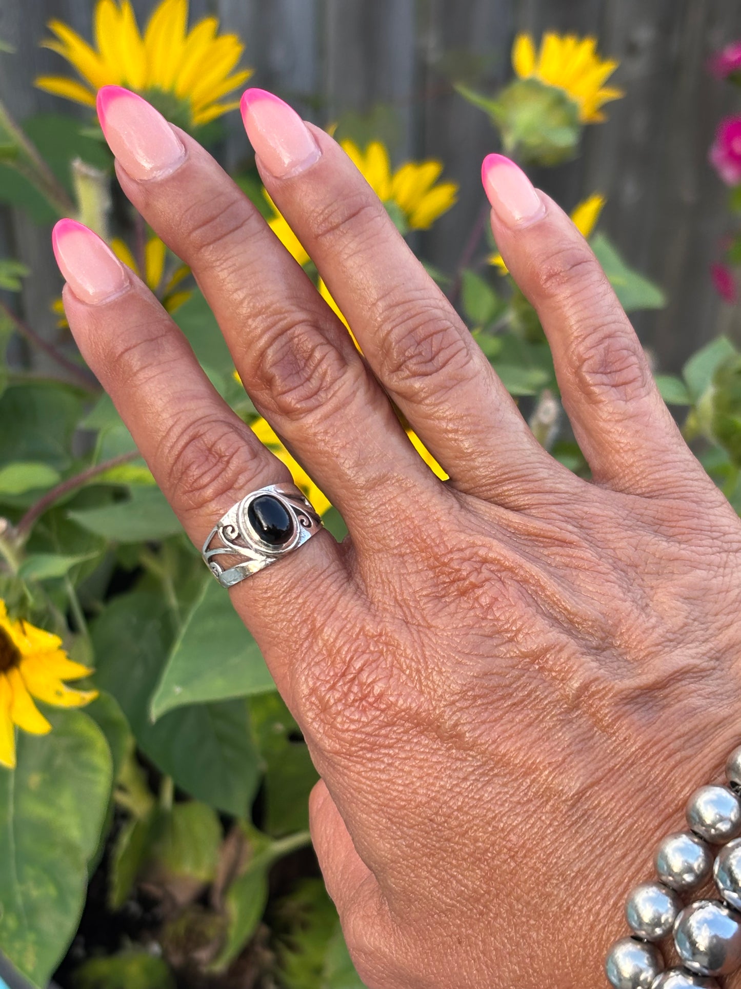 Sterling Silver Onyx Ring Modern Swirl Band Statement Jewelry, Size 7