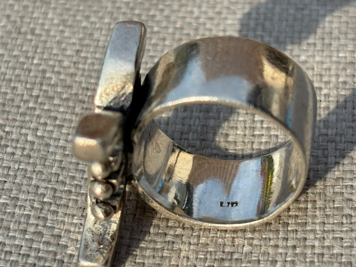 Vintage Sterling Silver Modernist Sculptural Ring. Size 7