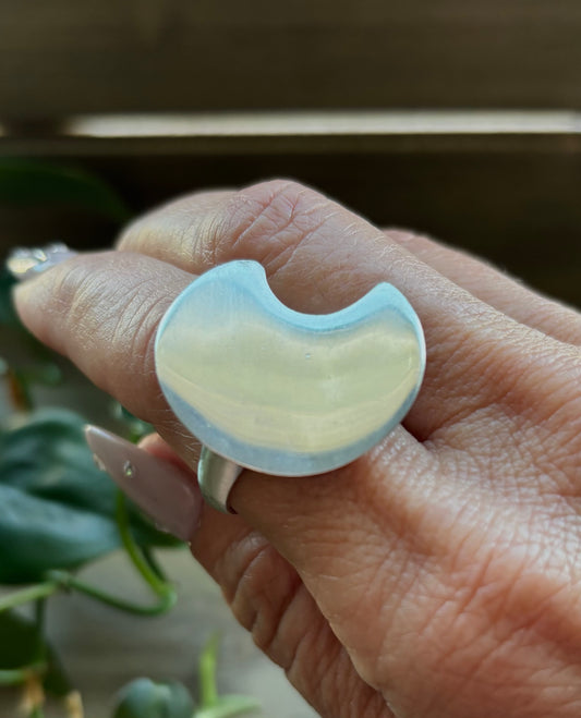 Modernist Sterling Silver Crescent Ring. Sculptural Moon Shaped Statement Ring. Size 9–9.25