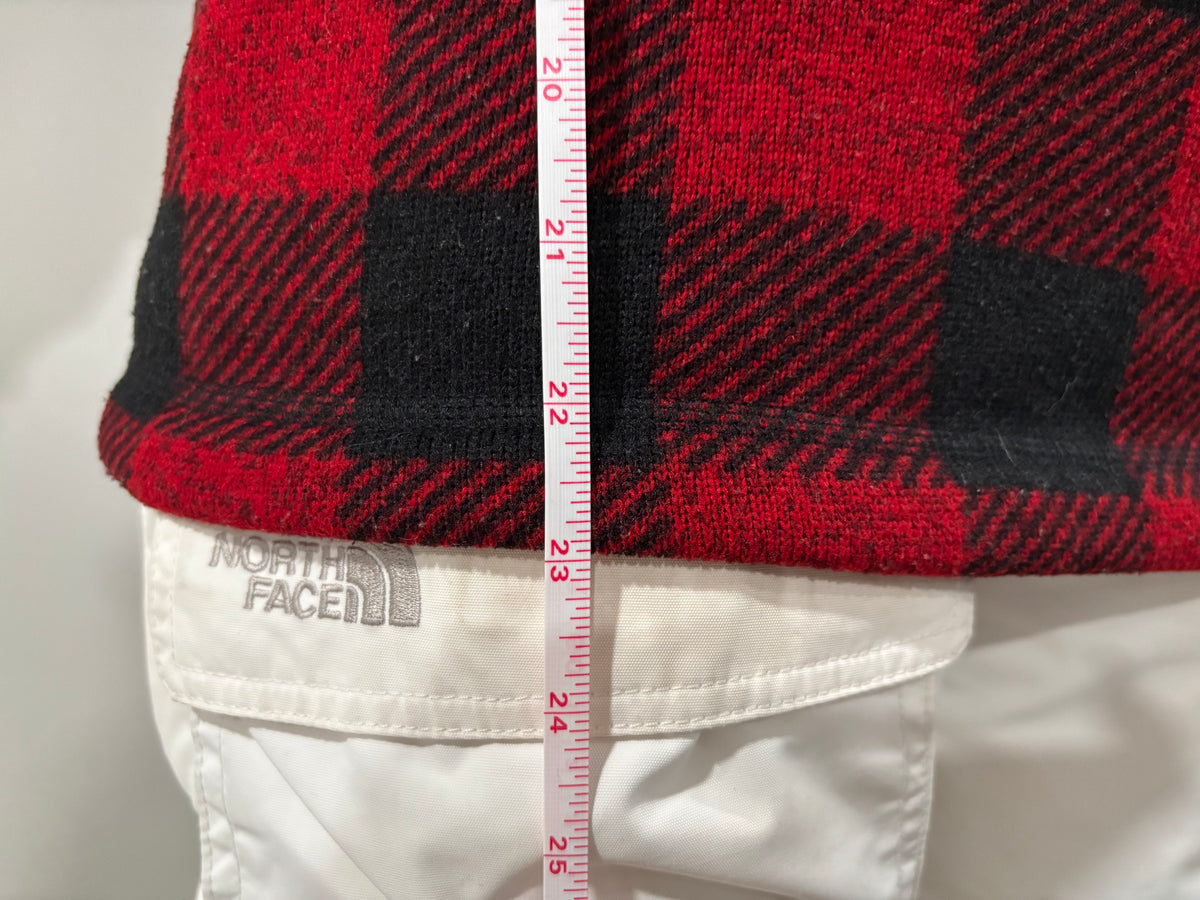 North Face Buffalo Plaid 1/4 Zip Fleece Pullover. Men’s Small