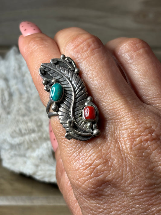 Vintage Sterling Silver Turquoise & Coral Ring. Size 6.25