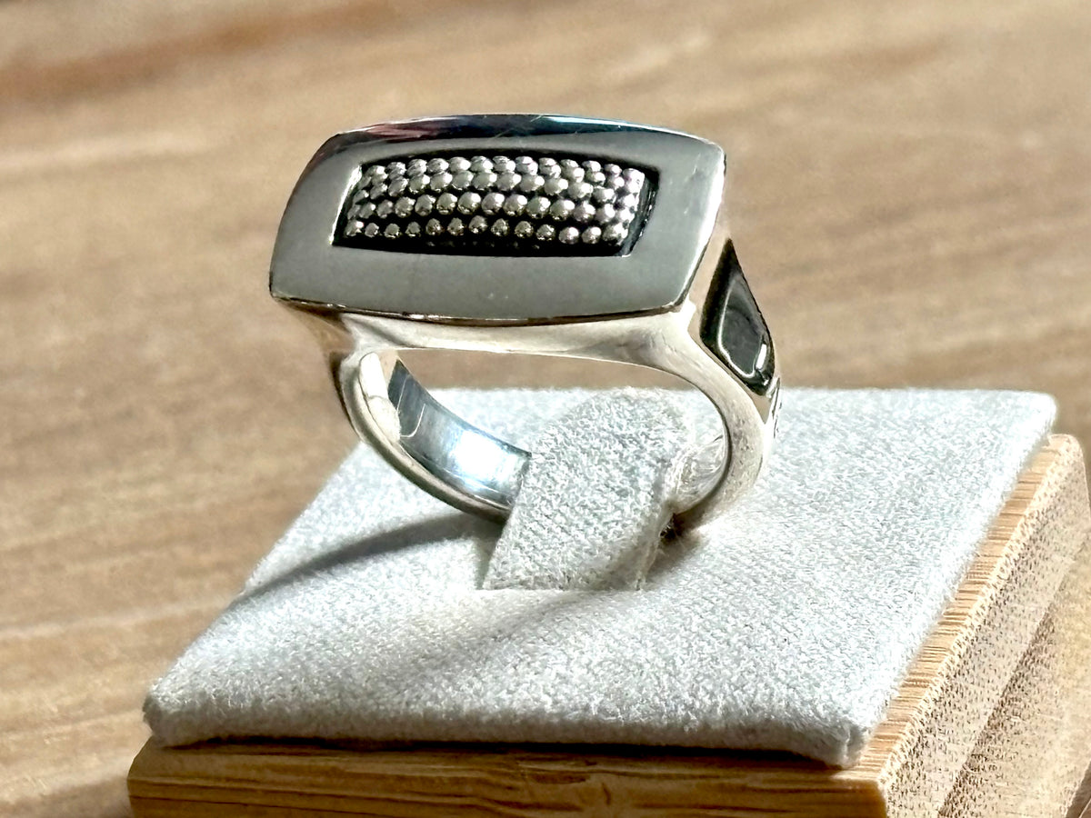 LAGOS Signature Caviar Sterling Silver Signet Ring – Size 7