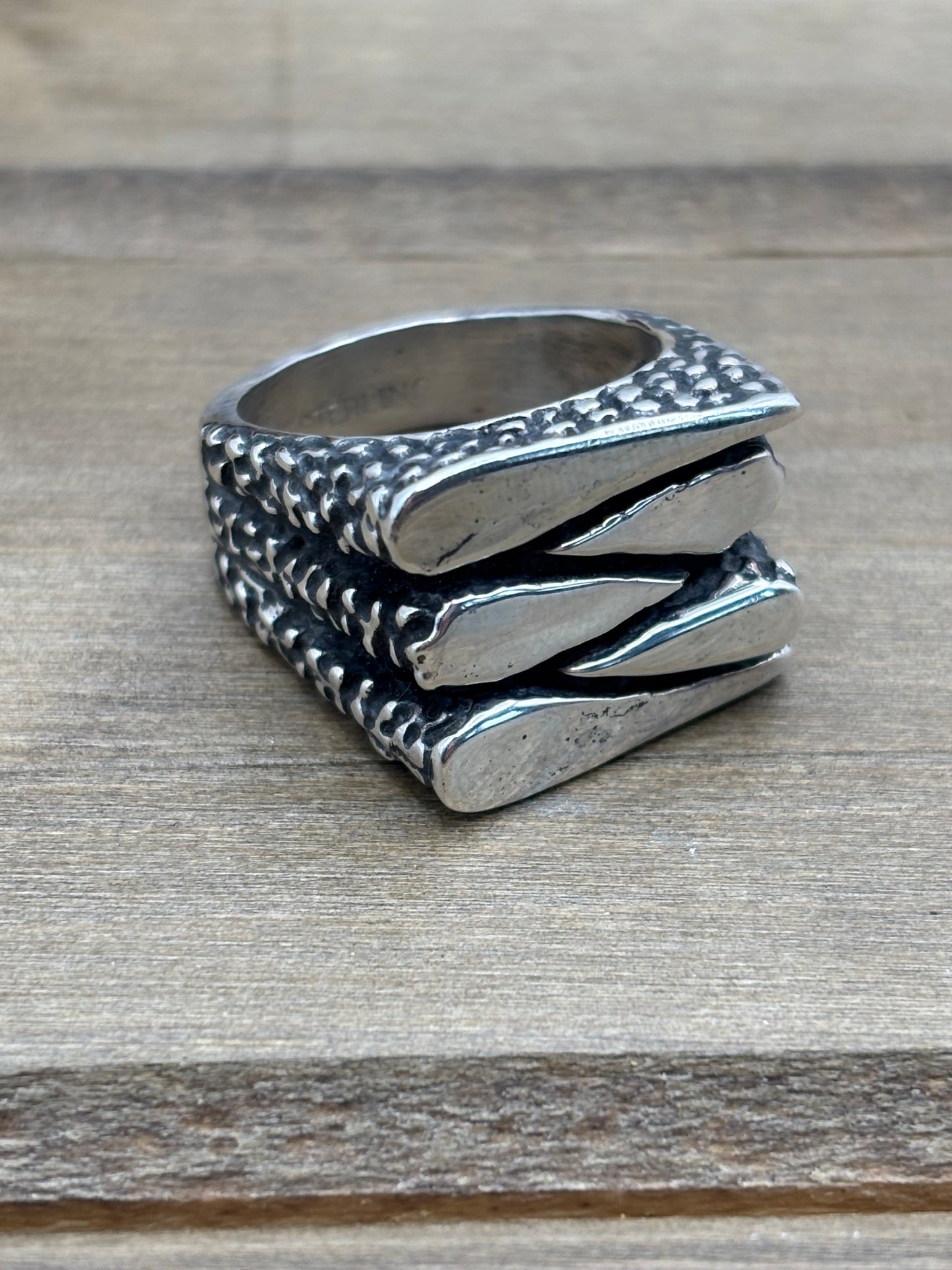 Vintage Sterling Silver Claw Ring. Size 8 3/4