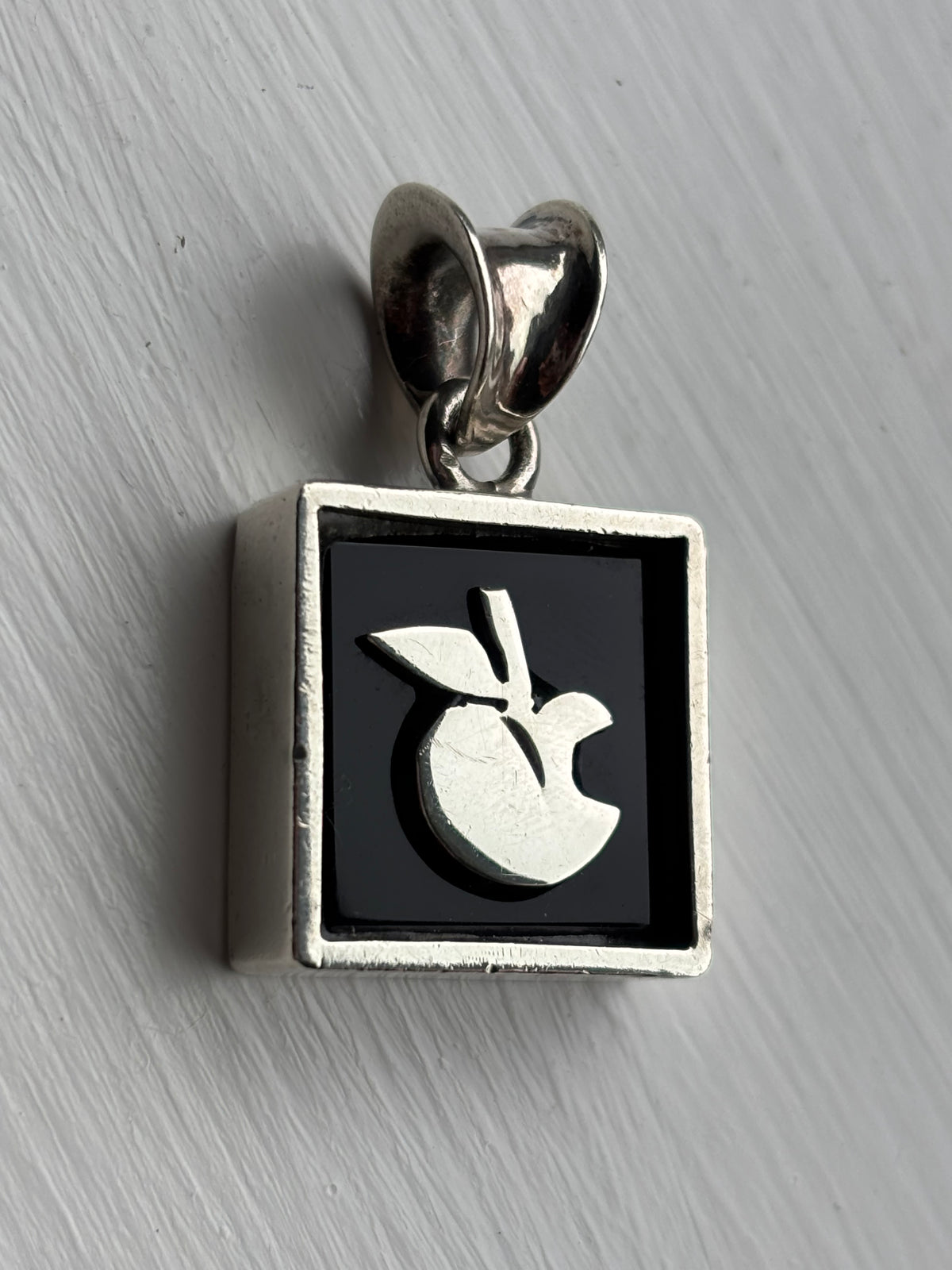 Vintage Fidencio Serrano 950 Silver Black Onyx Apple Pendant
