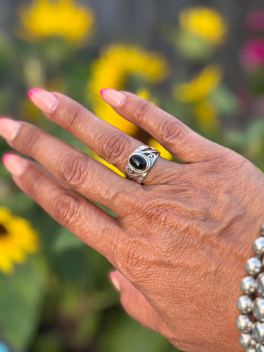 Onyx Ring. Size 7
