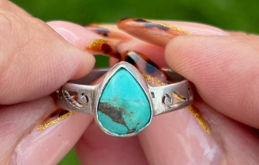 Turquoise Teardrop Ring. Size 8 1/4