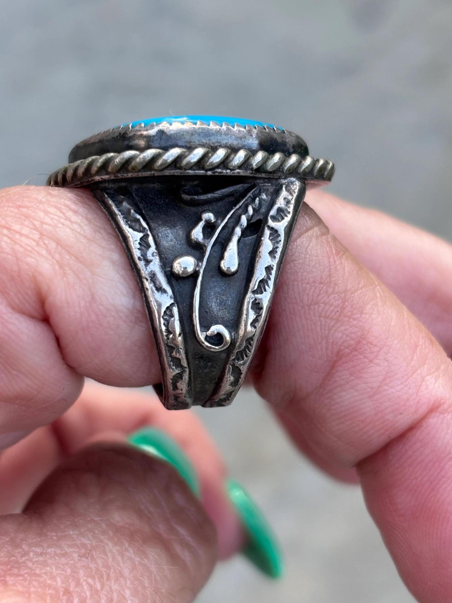 Vintage Native Sterling Silver Turquoise Ring. Handcrafted Navajo Statement Ring.  Size 7