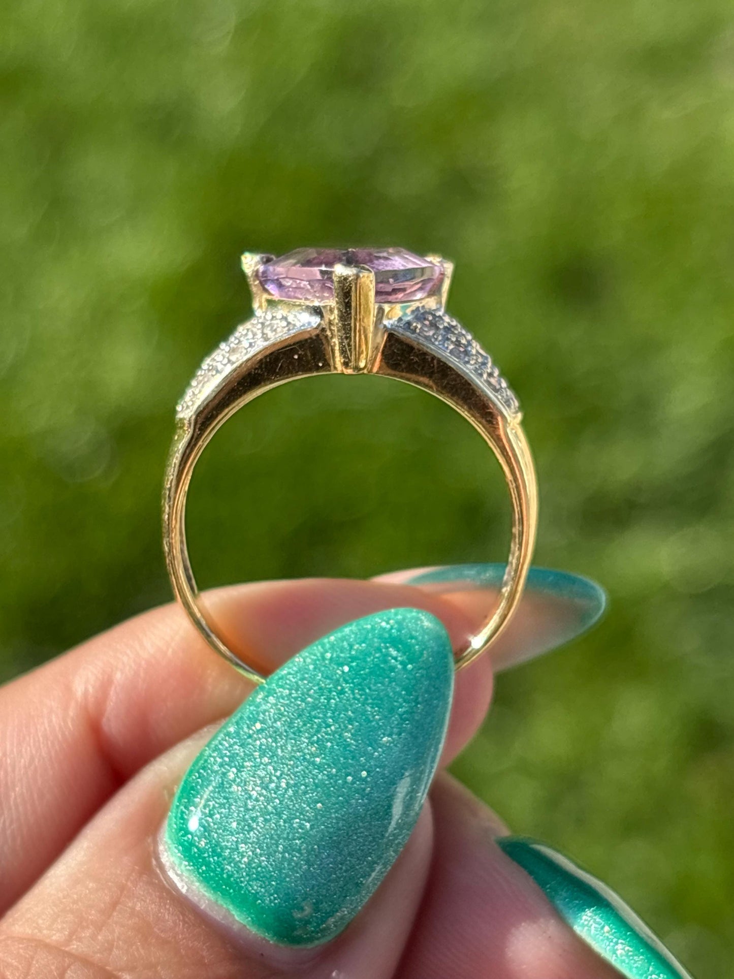 10K Gold Amethyst and Diamond Ring - Size 8 - Trillion Cut