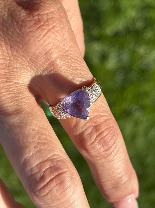 10K Gold Amethyst and Diamond Ring – Size 8 – Trillion Cut
