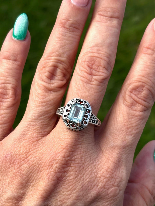 Vintage Art Deco Style Sterling Silver Ring with Emerald-Cut Blue Topaz – Size 8