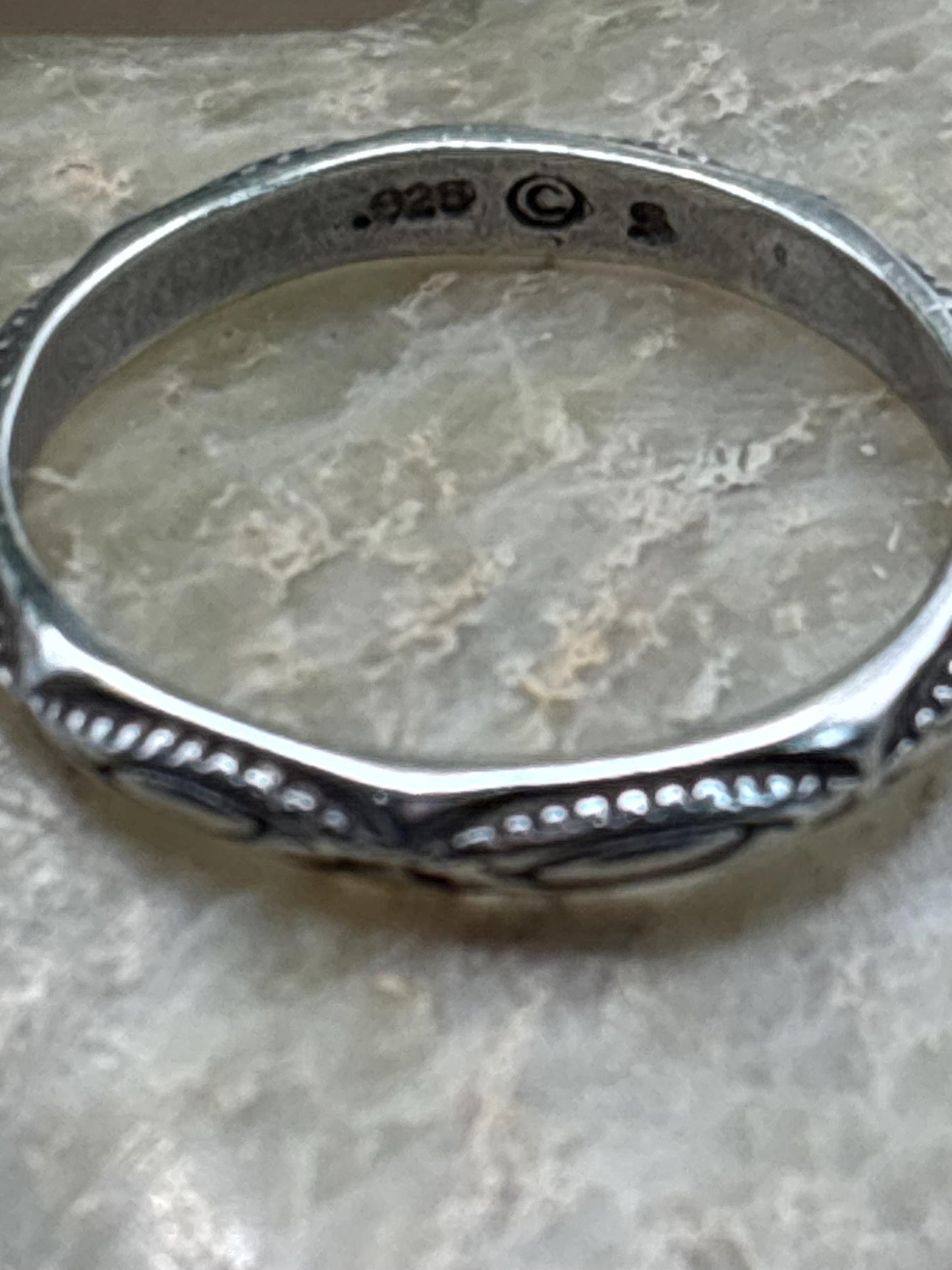 Retired Silpada Sterling Silver Eye Pattern Band Ring. Size 9 1/2.
