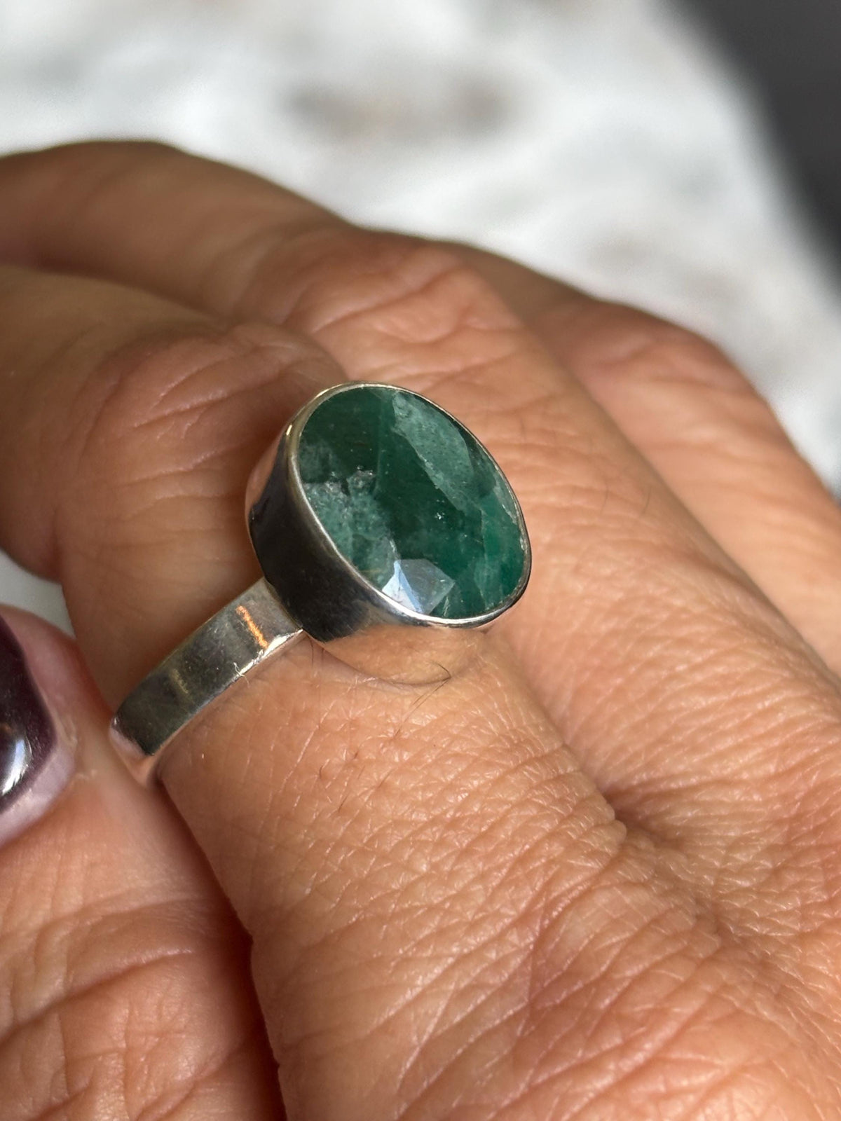 Vintage Sterling Silver Faceted Oval Emerald Ring. Size 9.